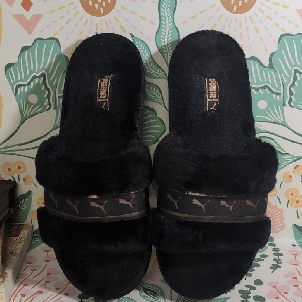 Puma Women's Black Furry Slides